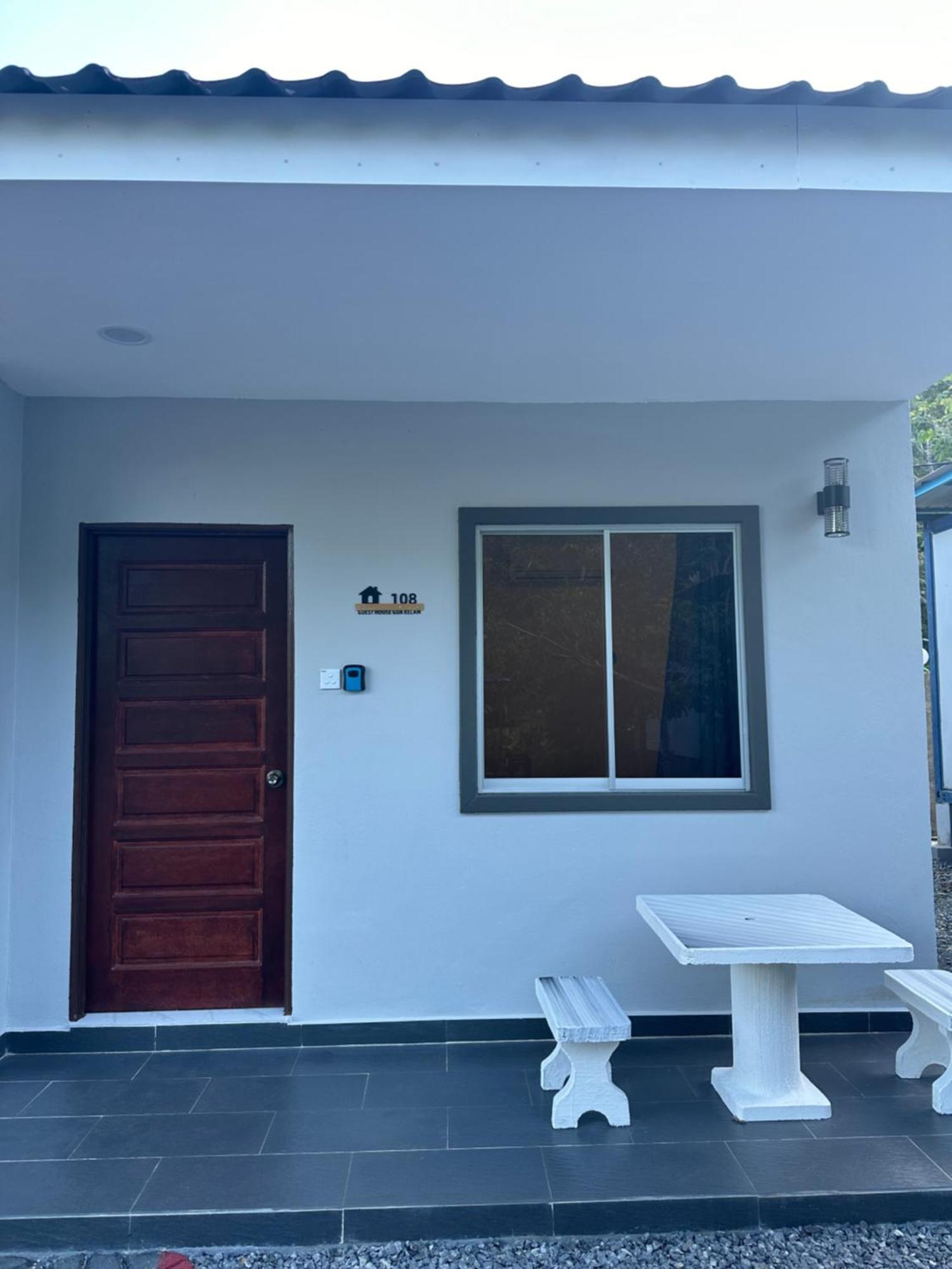 Guest House Gua Kelam Kaki Bukit Exterior photo