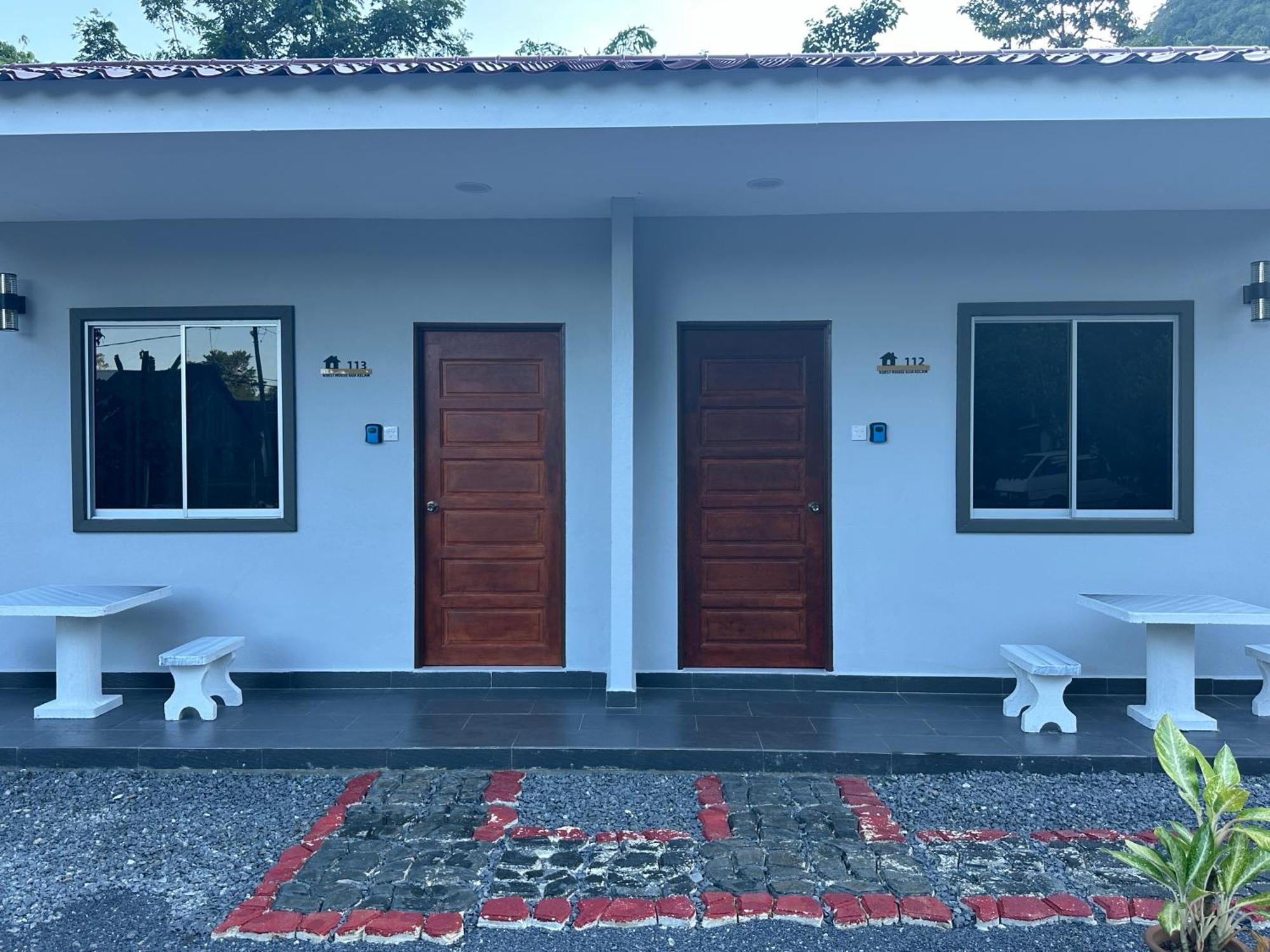 Guest House Gua Kelam Kaki Bukit Exterior photo